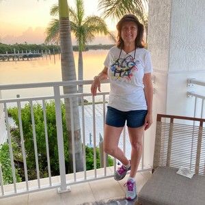 Meet your Posher, Teresa